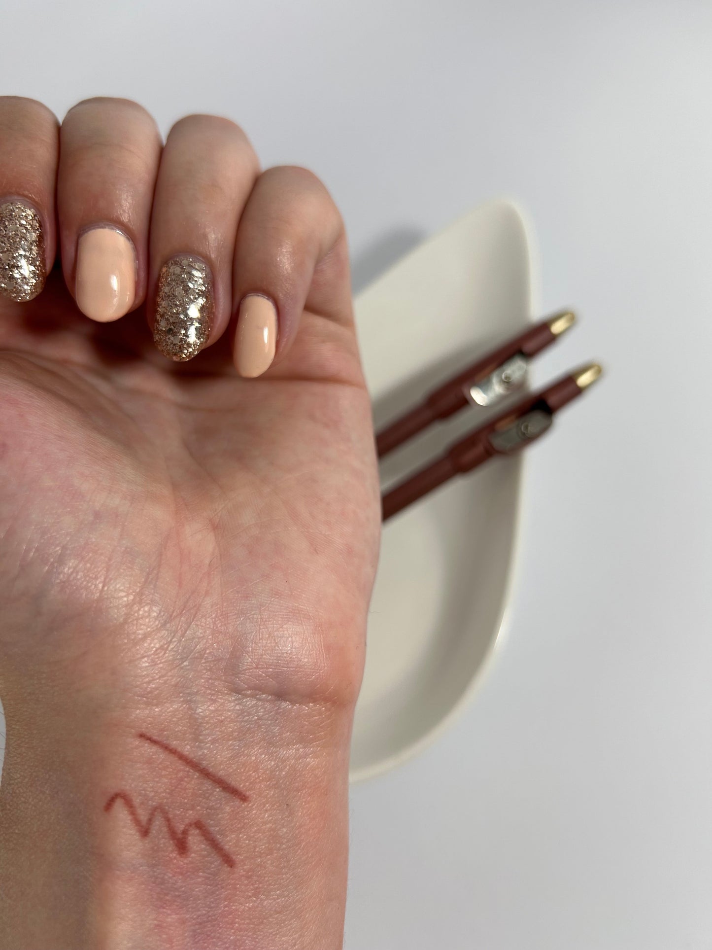 Lápiz Delineador para Labios y Ojos – Davis